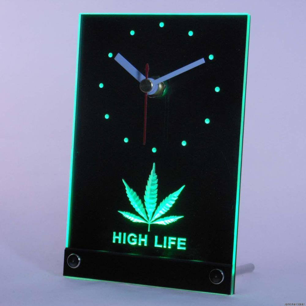 Beautiful Mari Leaf High Life Desk Clock - American Weedster