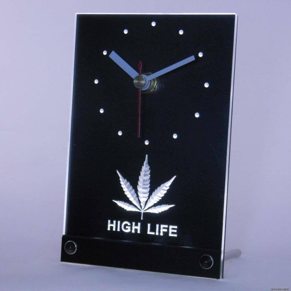Beautiful Mari Leaf High Life Desk Clock - American Weedster