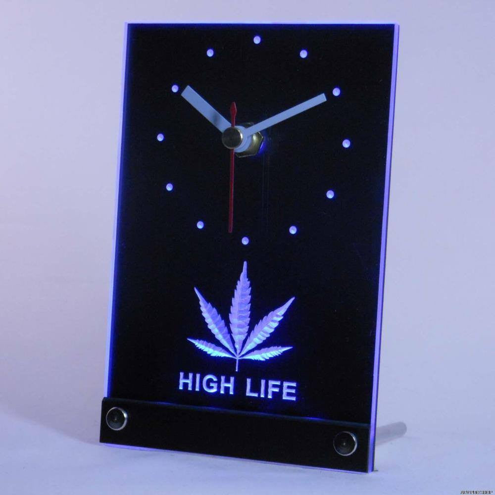 Beautiful Mari Leaf High Life Desk Clock - American Weedster